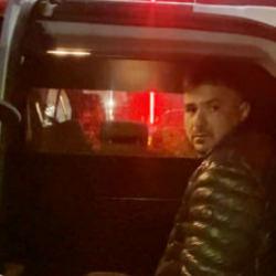 Alkollü sürücü önce makam aracına çarptı, sonra kaçmaya kalkıştı