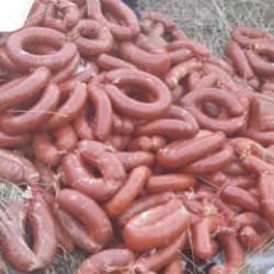  Ankara’da yüzlerce kilo et ürünü boş araziye atıldı