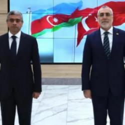 Bakan Işıkhan, Azerbaycanlı mevkidaşı Aliyev ile bir araya geldi