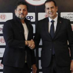 Başkan'dan Erol Bulut'a 'berber' eleştirisi: Salon bir anda buz kesti