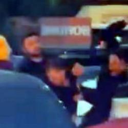 Beylikd&uuml;z&uuml;'nde AVM'de yumruklu otopark kavgası