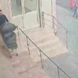 B&uuml;y&uuml;k&ccedil;ekmece Adliyesi'ndeki hırsızlık g&ouml;r&uuml;nt&uuml;leri ortaya &ccedil;ıktı