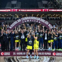 Cumhurbaşkanlığı Kupası'nın sahibi Fenerbahçe