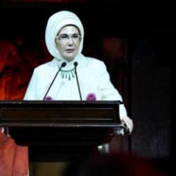 Emine Erdoğan'dan "5. İstanbul Eğitim Zirvesi" paylaşımı