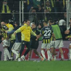 Galatasaray, Fenerbahçeli yıldız için ihbarda bulundu! "Taciz ve teşhircilik"