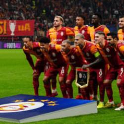Galatasaray ünlü hakemi şikayet etti!