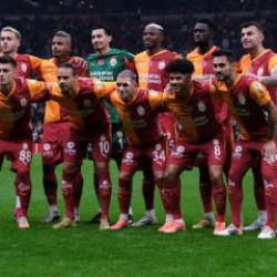 Galatasaray'da sakatlık! İkinci yarıya çıkamadı