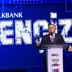 Gençlik ve Spor Bakanı Bak'tan gençlere 'Cristiano Ronaldo' örneği