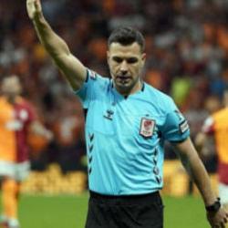 Göztepe - Trabzonspor maçının VAR’ı Cihan Aydın oldu