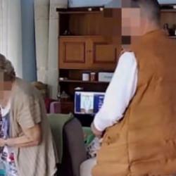 'Manda yoğurdu' bahanesiyle eve giren tırnak&ccedil;ının oyunu kamerada