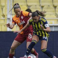 Kadınlar derbisinde 3 puan Fenerbahçe'nin! Galatasaray Kadıköy'de ilki yaşadı