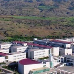 Kardeş torpili iddialarında ger&ccedil;ek ortaya &ccedil;ıktı: Şırnak &Uuml;niversitesi rekt&ouml;r&uuml; a&ccedil;ıkladı!