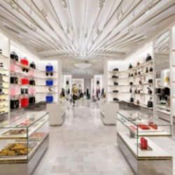 Moda devi Prada, Versace'yi satın aldı