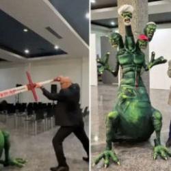 Murat Katfar Müslümanları hedef aldı! İYİ Parti skandal heykel ile ilgili harekete geçti