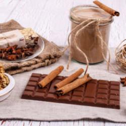 Sağlıklı Tatlı: Ev Yapımı Çikolata ve Şekerleme