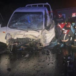 Sakarya'da feci kaza: 1 &ouml;l&uuml; 3 yaralı