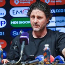 'Saygı yok' diyen Fatih Tekke 'İyi insan olmak' diyerek isyan etti!