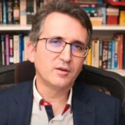 Ünlü ekonomist Türkiye'yi terk etti