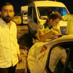 0.03 promil fazla alkoll&uuml; &ccedil;ıkınca ehliyeti alındı: Polisle tartıştı