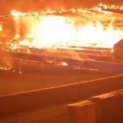 9 kez şampiyon olan takım küme düştü! 15 yaşındaki taraftarlar stadı cayır cayır yaktı! 