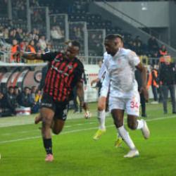 1. Lig'in lideri şaşırttı! Deplasmanda sürpriz kayıp