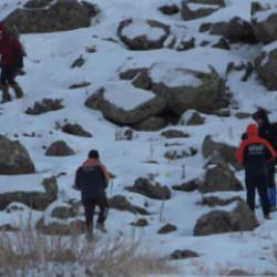 Hasan Dağı&rsquo;nda kaybolan &uuml;niversite &ouml;ğrencileri kurtarıldı