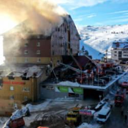 9 bakanlık personeline yurt dışı çıkış yasağı getirildi