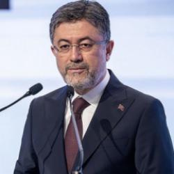 Bakan Yumaklı'dan et fiyatları a&ccedil;ıklaması! &Ouml;zg&uuml;r &Ouml;zel'e cevap: &Ouml;yle değilse daha vahim