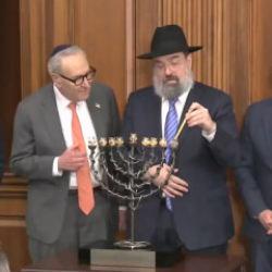 Washington'dan dünyaya Menora ile mesaj! Bakın hangi malzemeden yapıldı