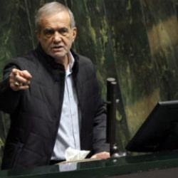 ABD tehdidine karşı kritik telefon... Pezeşkiyan'dan Maduro'ya tam destek