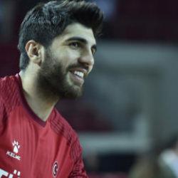 Anadolu Efes'te Burak Can Yıldızlı en az bir ay sahalardan uzak kalacak