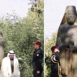 BAE Devlet Başkanı Al Nahyan, Makarios anıtına &ccedil;elenk koydu