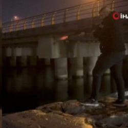 B&uuml;y&uuml;k&ccedil;ekmece&rsquo;de denize silahla ateş edip &lsquo;ses terapisi&rsquo; yazan şahıs yakalandı