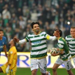 Efsane takım 30 bin taraftarının önünde coştu! Rakibine gol yağdırdı