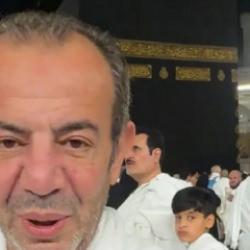 Faruk &Ouml;zl&uuml;'den Tanju &Ouml;zcan'a: 'Siyasetin &ccedil;ift kaşarı&rsquo; Kabe&rsquo;yi de şov alanına &ccedil;evirmiş