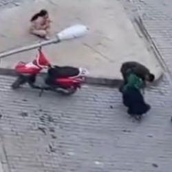 Hademe, 6 yaşındaki çocuğu bıçakla yaraladı