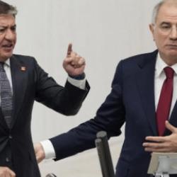 İddia sahibi bile 'Hata yaptım' demişti! CHP'li Emir'den Efkan Ala'ya 15 Temmuz iftirası