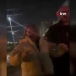 Kadın s&uuml;r&uuml;c&uuml;ler arasında &lsquo;yol verme&rsquo; kavgası: Tekme ve yumrukla saldırdı