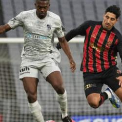 Karag&uuml;mr&uuml;k 90+3'te yıkıldı