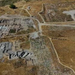 K&uuml;ltepe'de sarayın altından saray &ccedil;ıktı