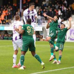 Liderlik mücadelesi veren Esenler Erokspor'a Başkent'te Keçiörengücü çelmesi!