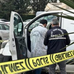 Maltepe'de kargo çalışanı araç içerisinde ölü bulundu