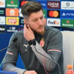 Monaco Teknik Direktörü: 'Başımızı dik tutmalıyız'