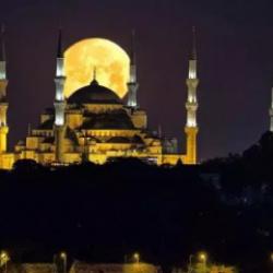 Mukaddes &uuml;&ccedil; aylar bu yıl ikinci kez başlayacak