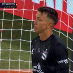 Muslera kalesinde devleşti, kurtardığı penaltılarla kupayı takımına armağan etti