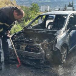 Samsunsporlu Musaba, ölümden döndü! Kullandığı araba alevler içinde kaldı