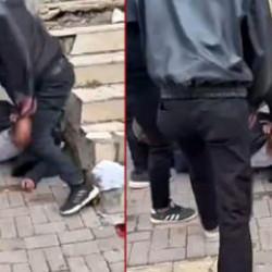 Şanlıurfa'da bir grup genç, 50 yaşındaki adama meydan dayağı attı! O anlar kamerada