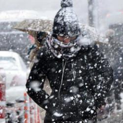 Son dakika: Kış geri döndü! 8 ile kuvvetli kar yağışı uyarısı! Buz kesecek