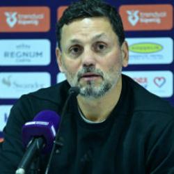 Süper Lig ekibinin hocasından şampiyonluk tahmini! 'Sonuna kadar gidemeyecek'