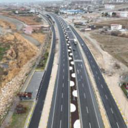 Bakan Uraloğlu duyurdu: Van Çevre Yolu'nun 28 kilometrelik kesimi açıldı!